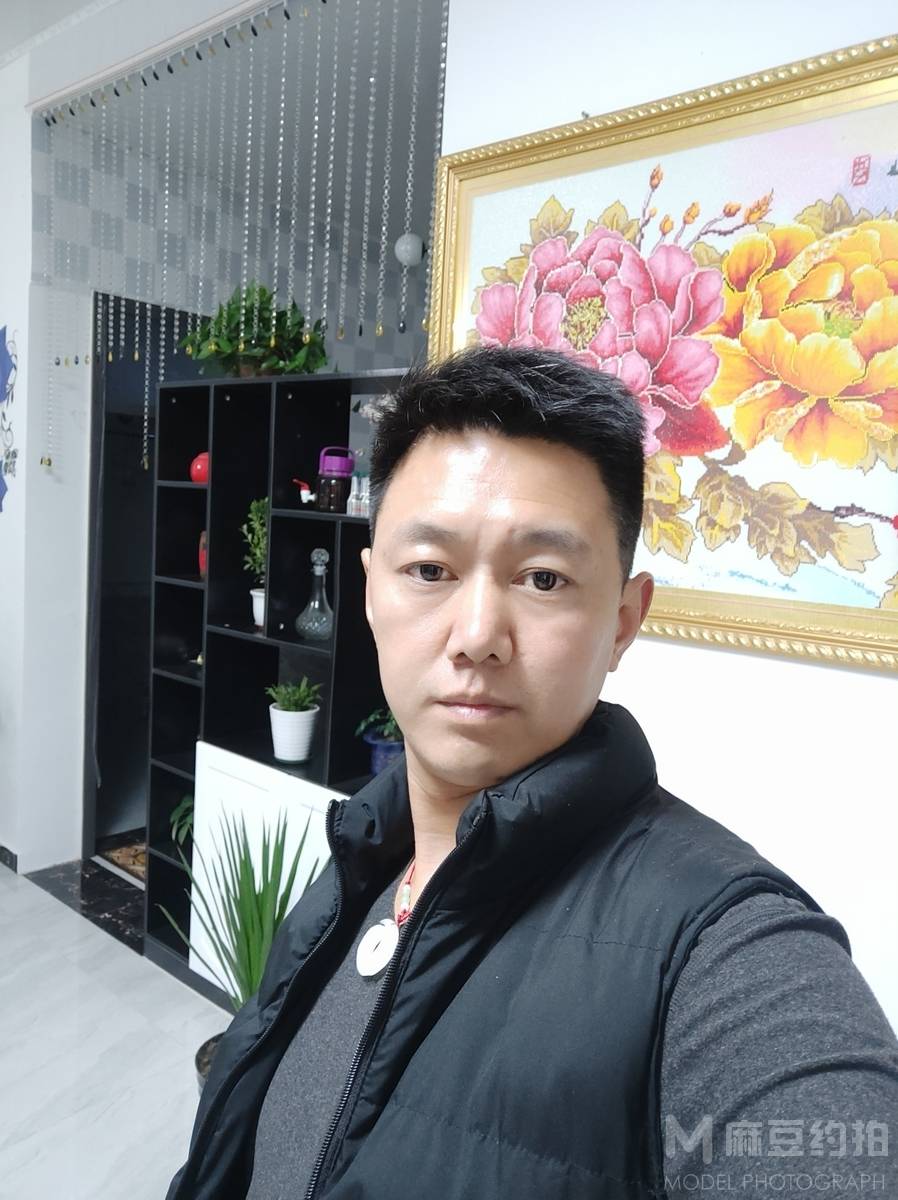 纪实模特