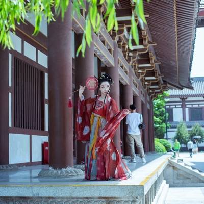 汉服模特