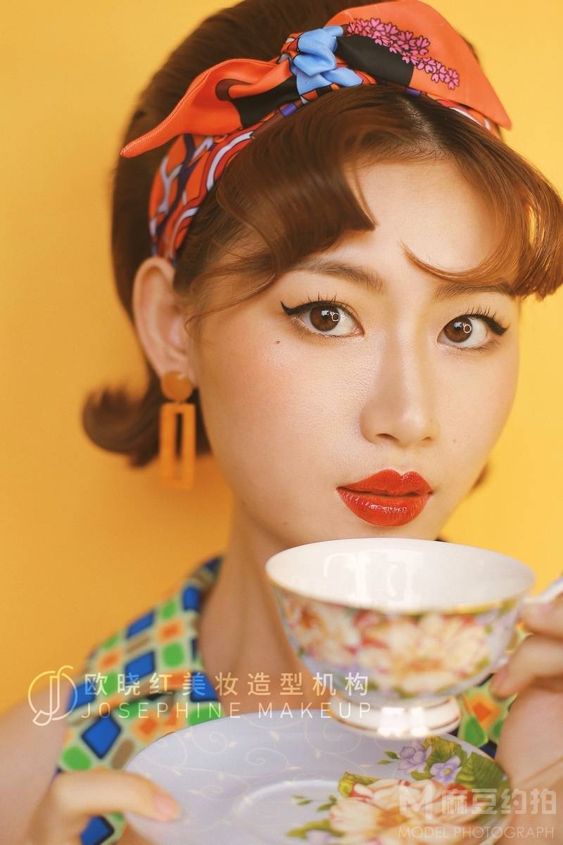 胶片模特