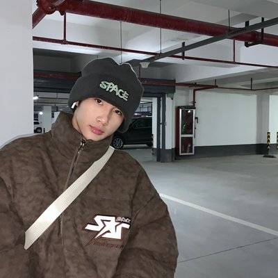 黑白模特
