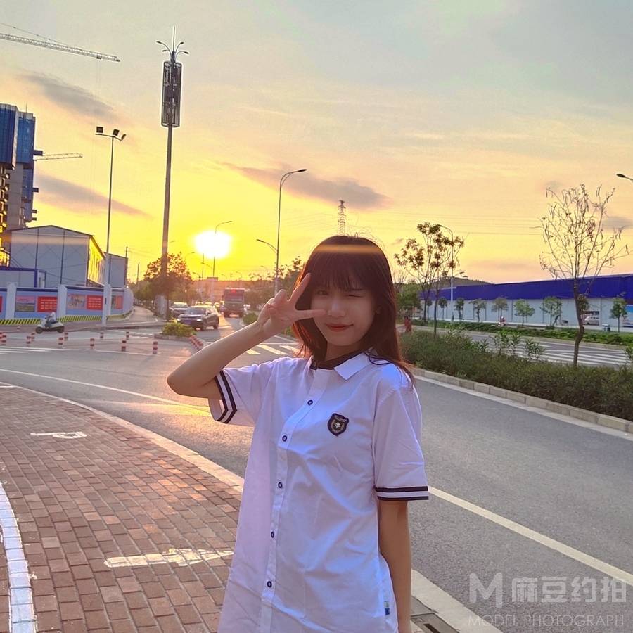 校园模特