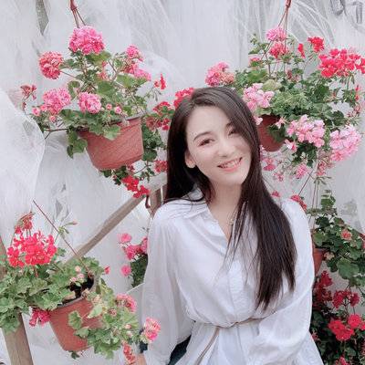 黑白模特
