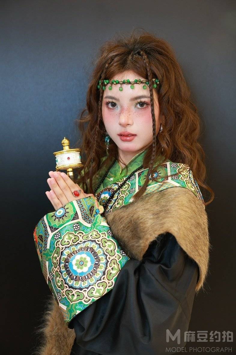 妆容模特