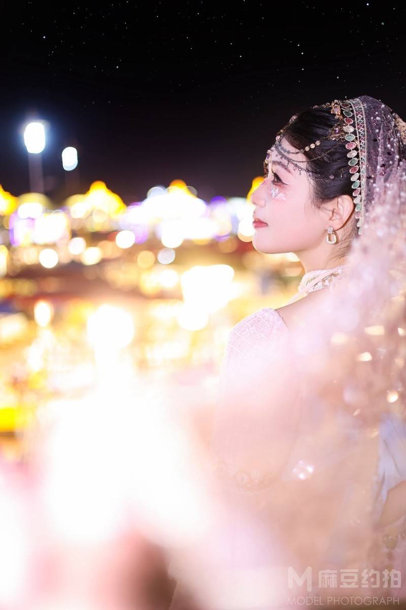 夜景模特