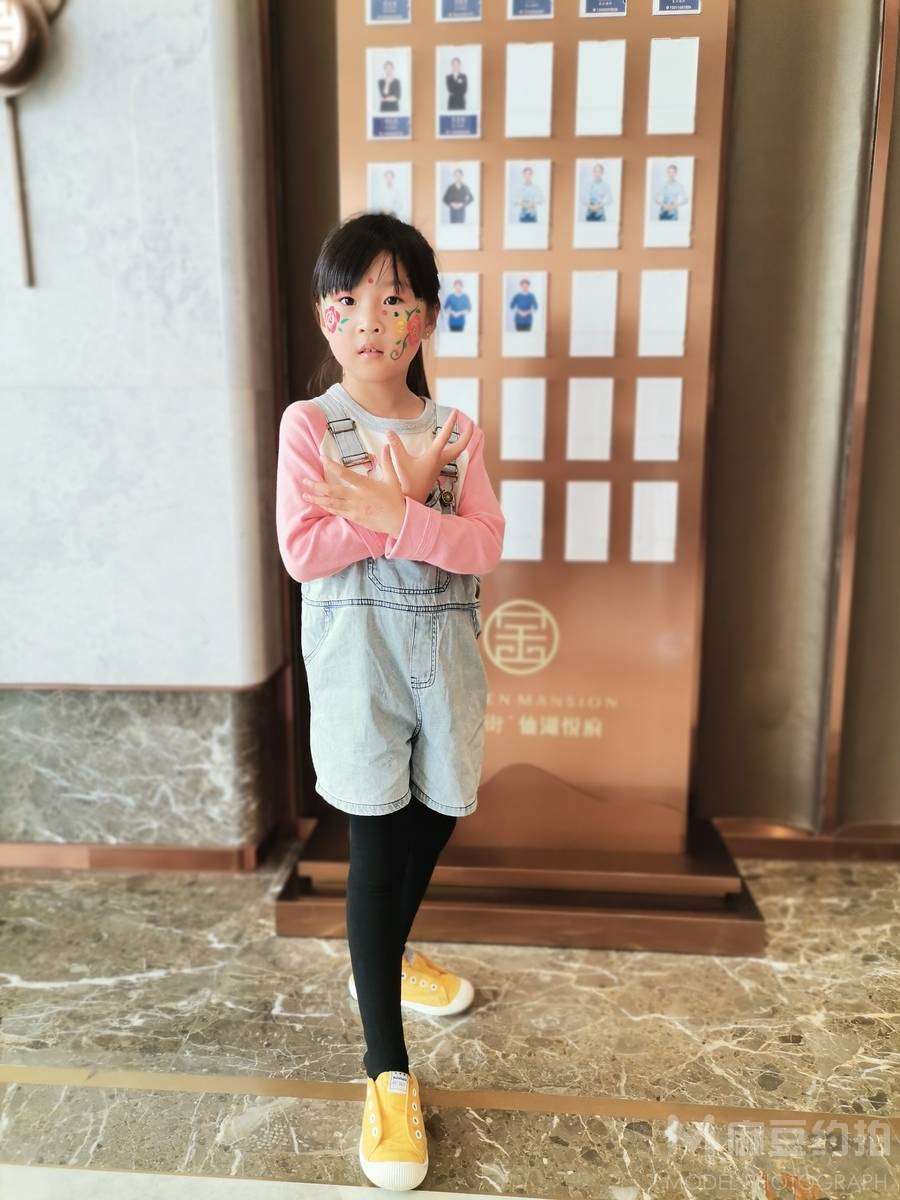 少女模特