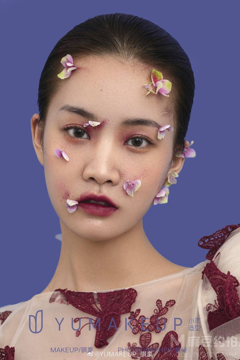 妆容模特