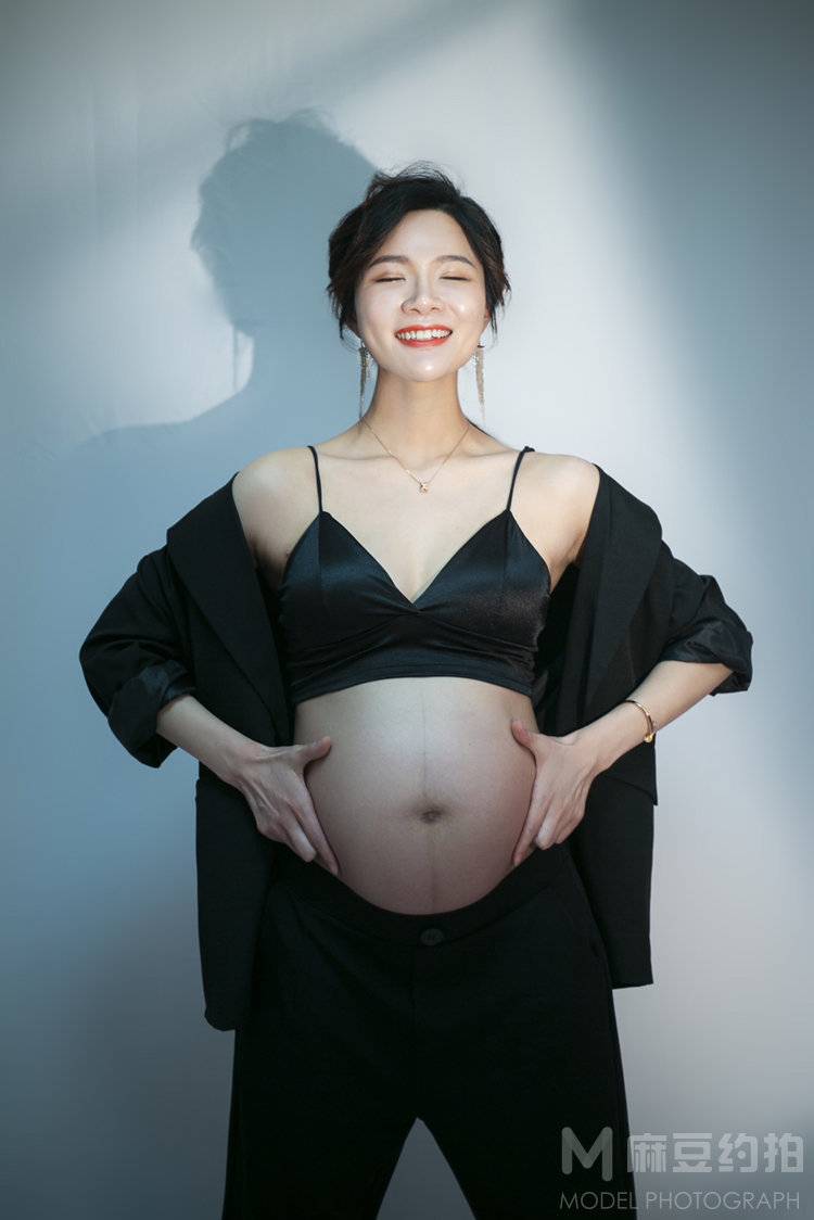 黑白模特