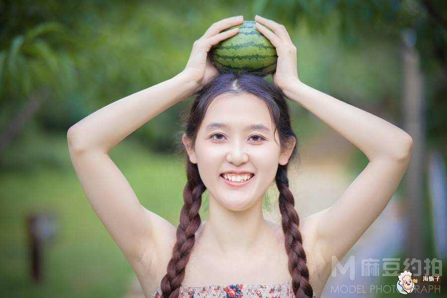 校园模特