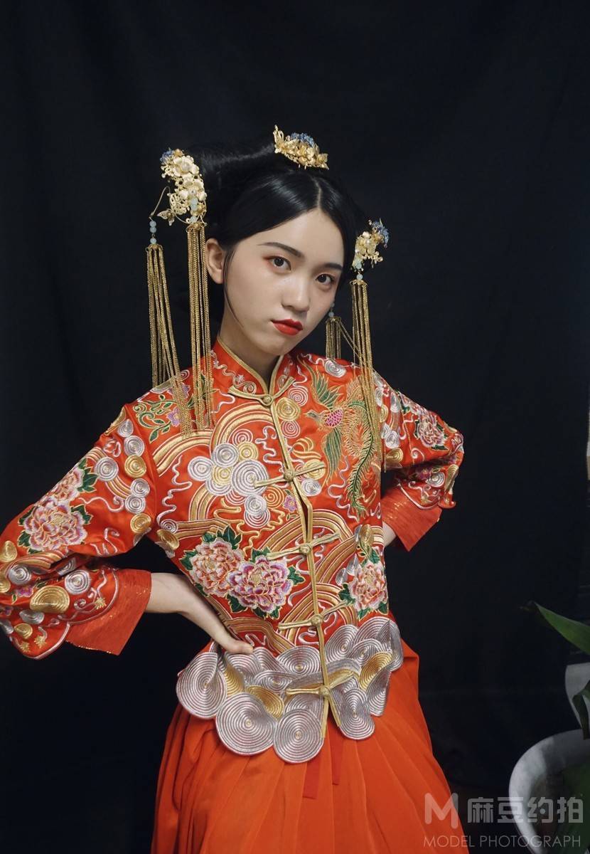 妆容模特