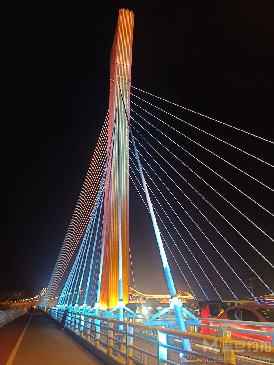 夜景模特