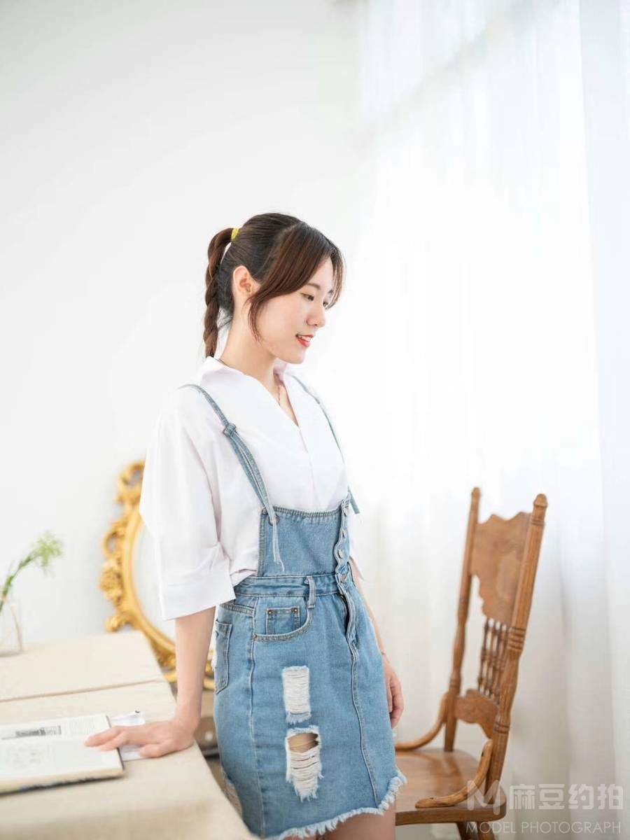 清新模特