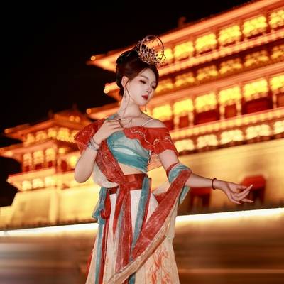 汉服模特