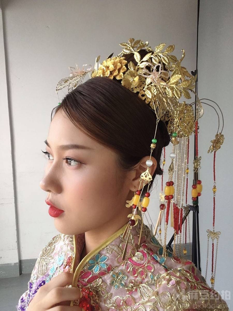妆容模特