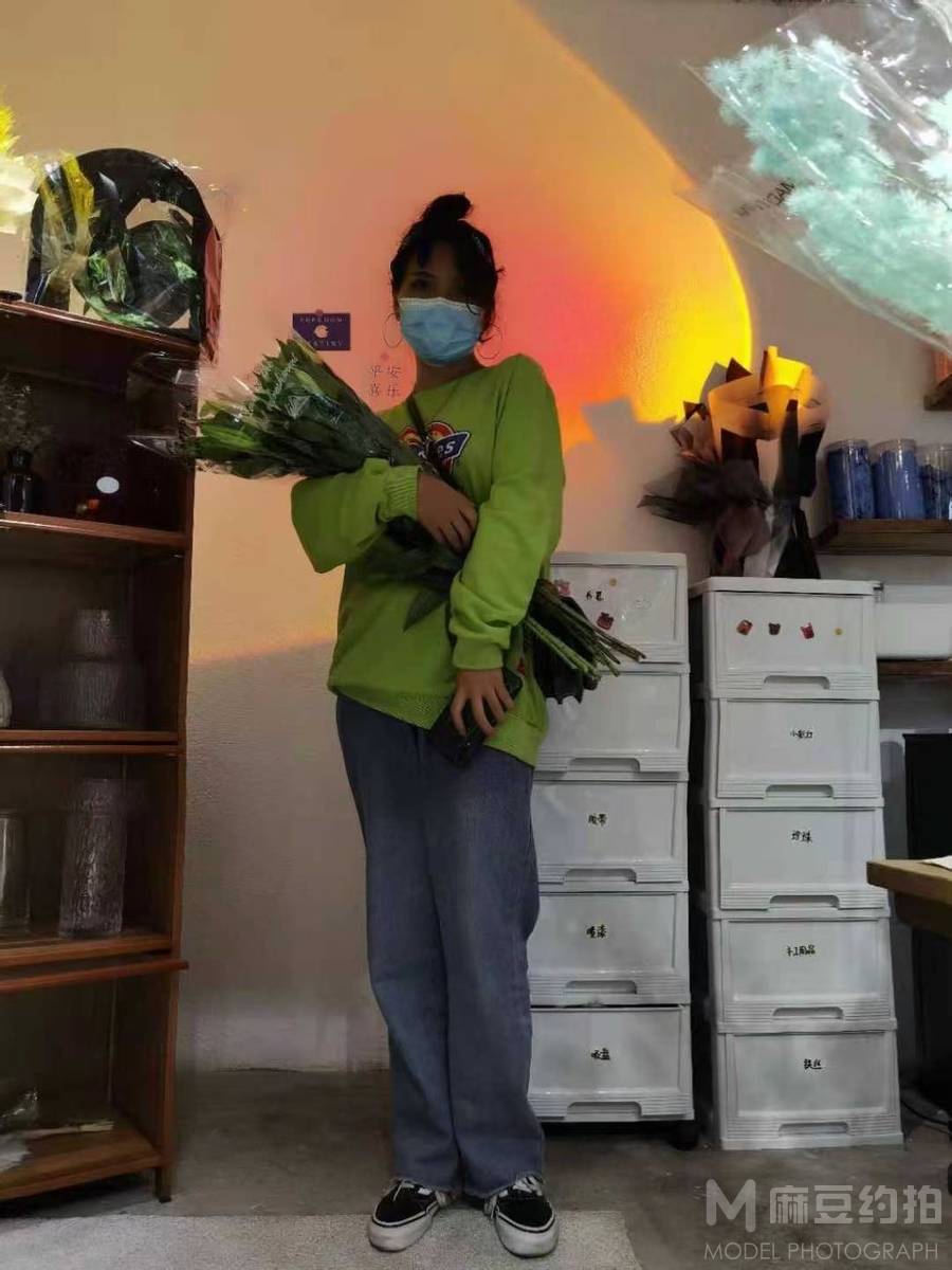 清新模特