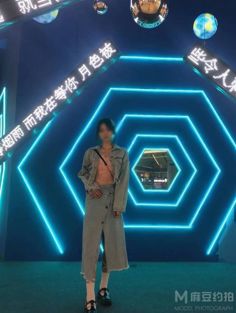 少女模特