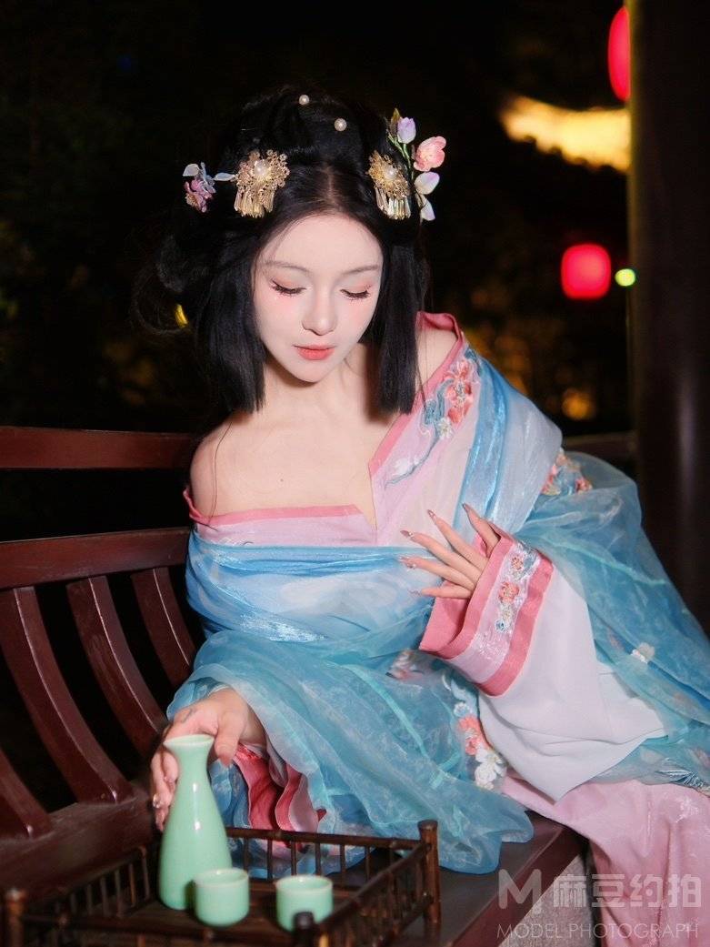古风模特