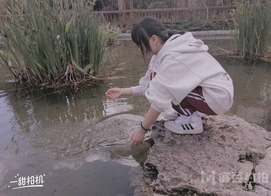 少女模特