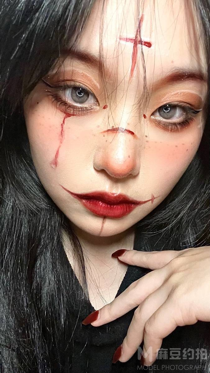 妆容模特