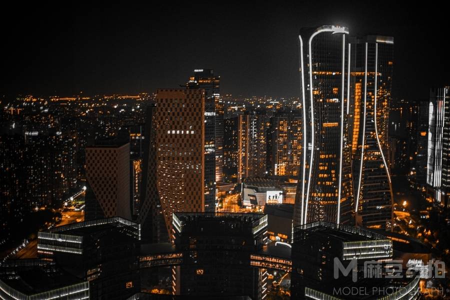 夜景模特