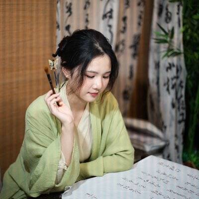 清新模特