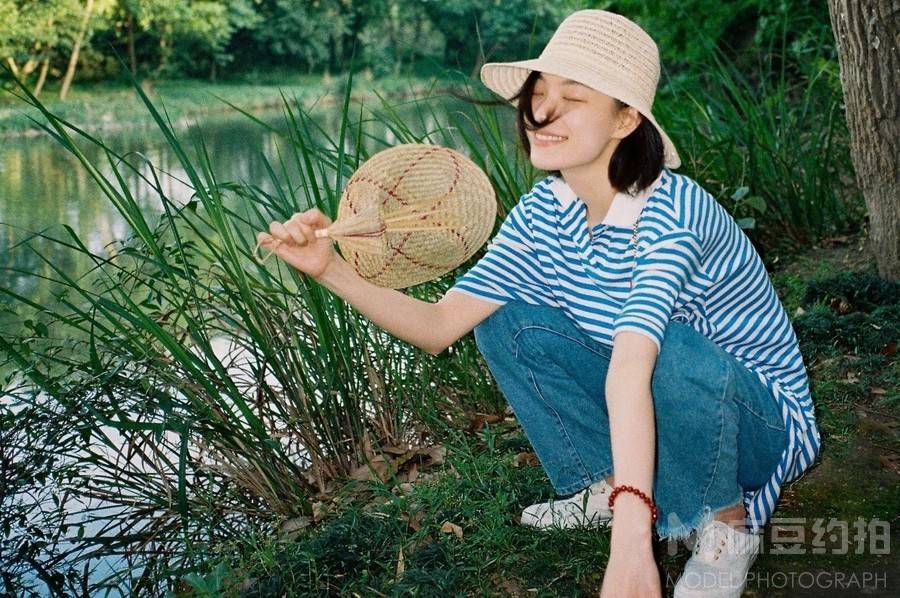 胶片模特