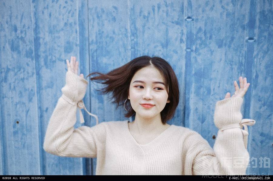 情绪模特