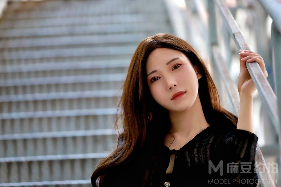 黑白模特