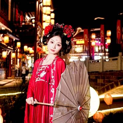 汉服模特