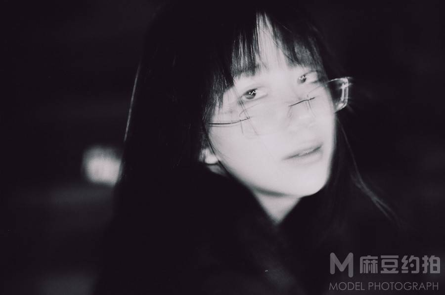 胶片模特