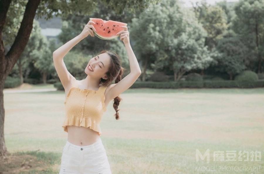 清新模特