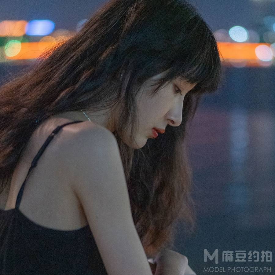夜景模特