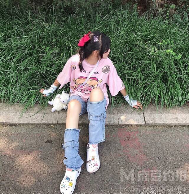 清新模特