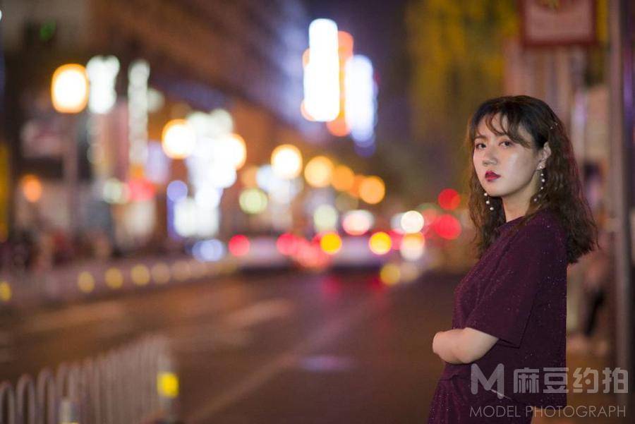 夜景模特