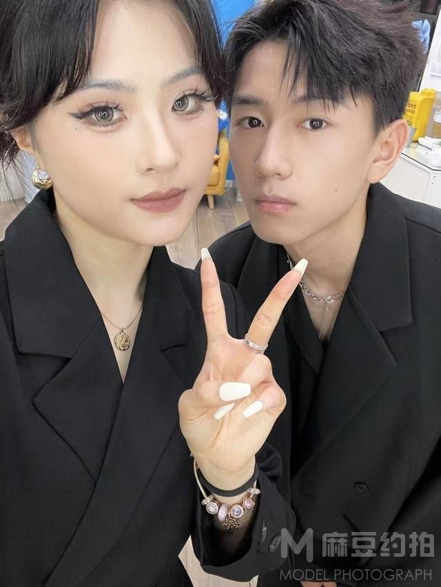 纪实模特