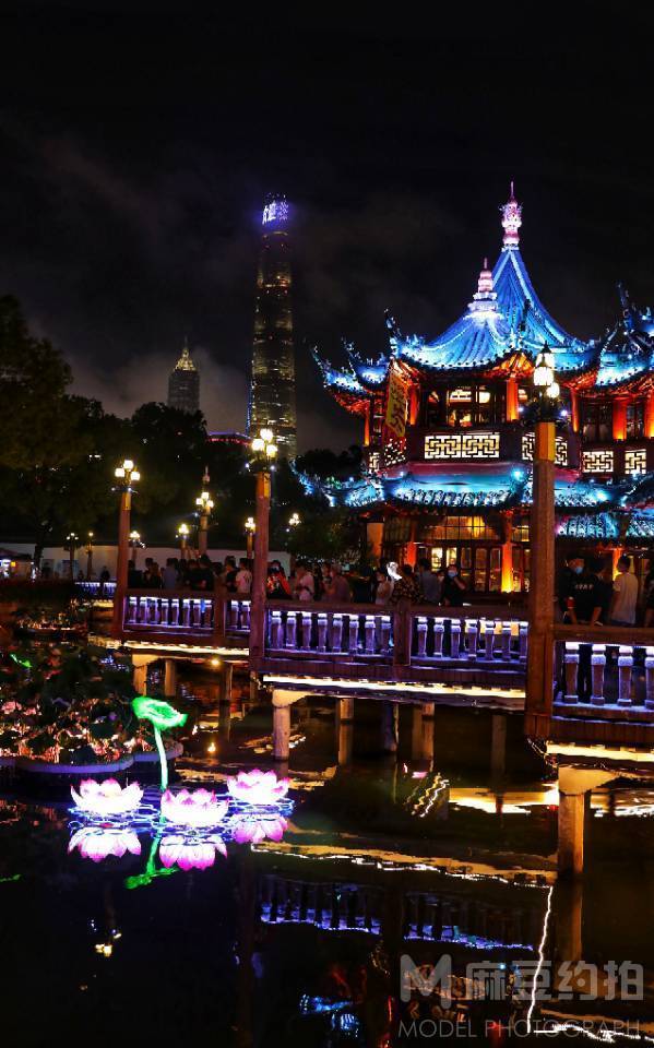 夜景模特