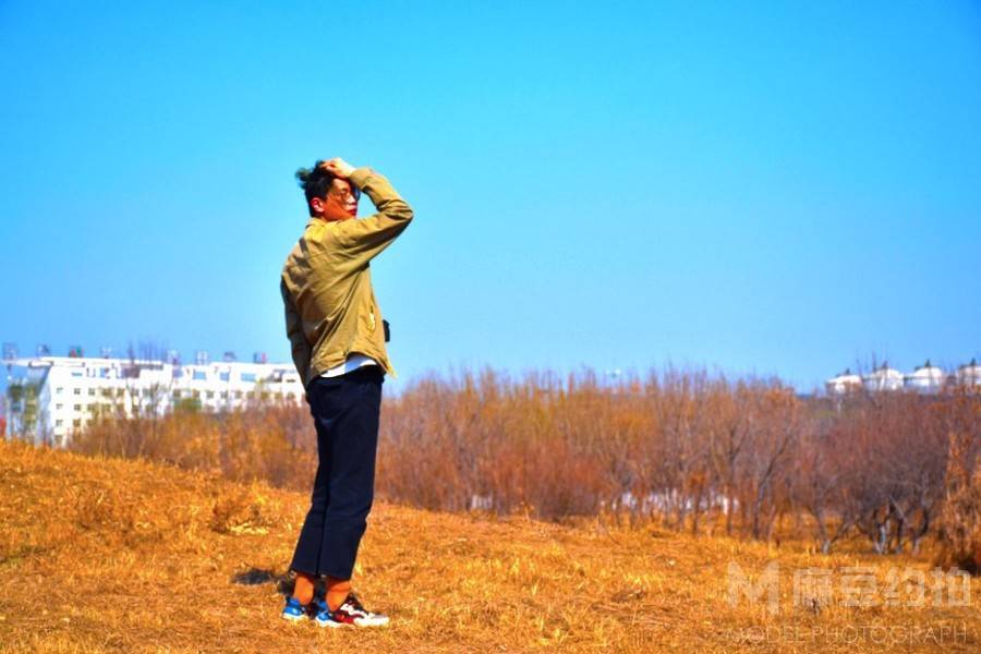 情绪模特