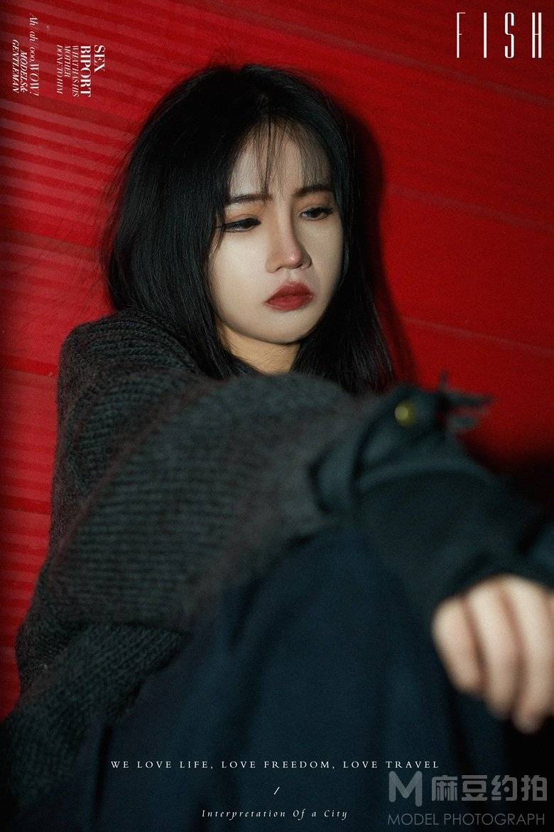 情绪模特