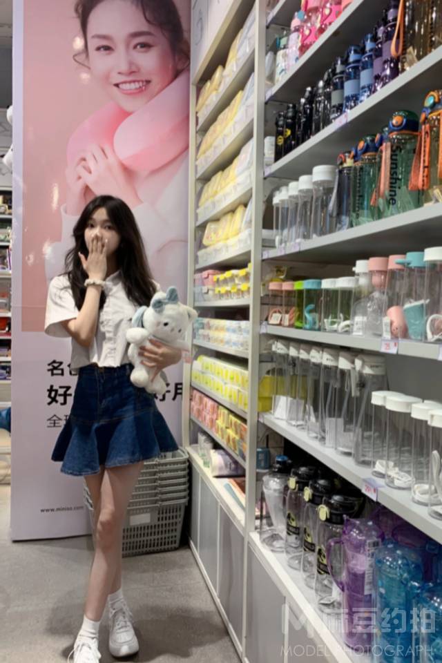 妆容模特