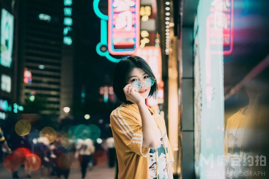 夜景模特