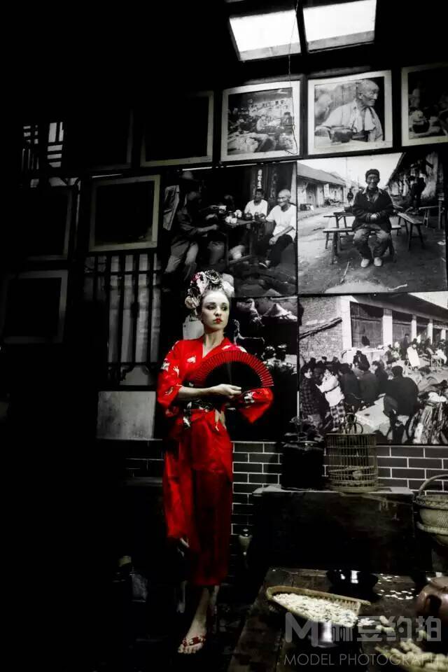 情绪模特