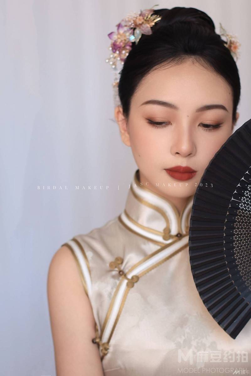 妆容模特