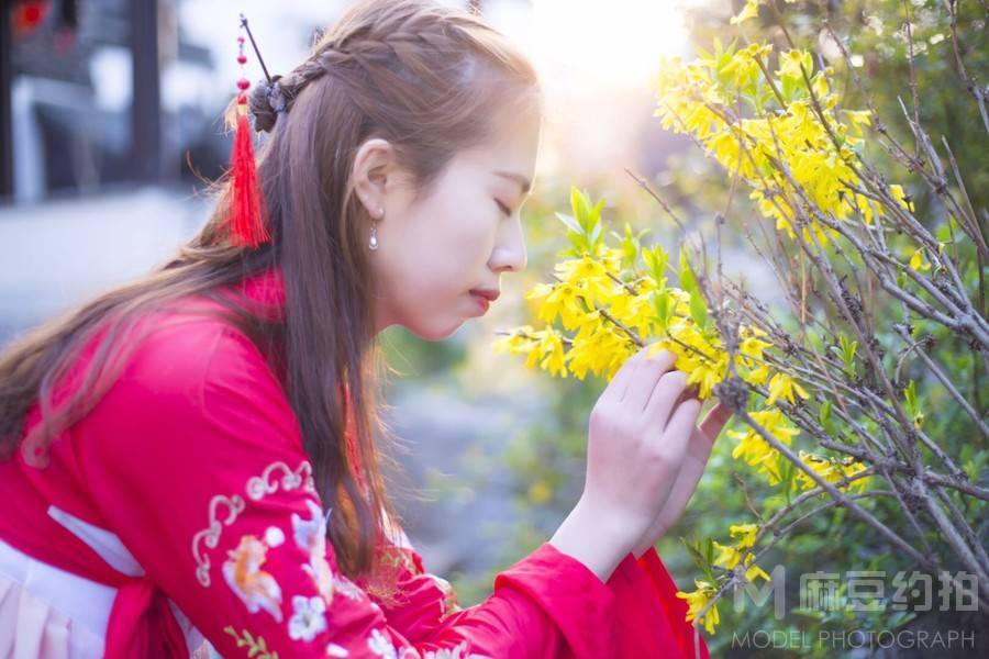 汉服模特