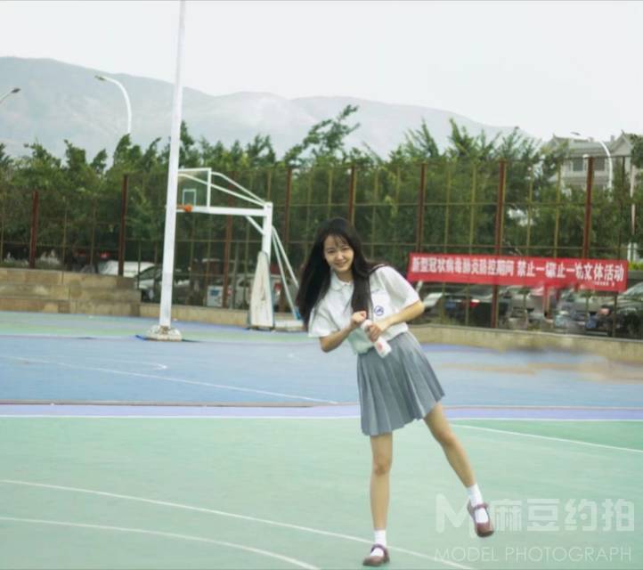 校园模特