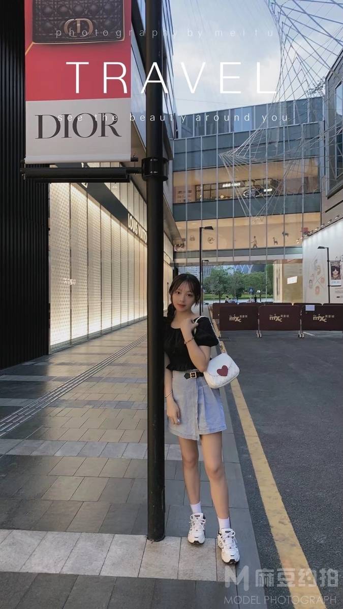 校园模特