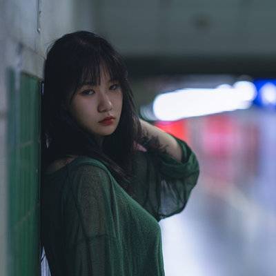 情绪模特