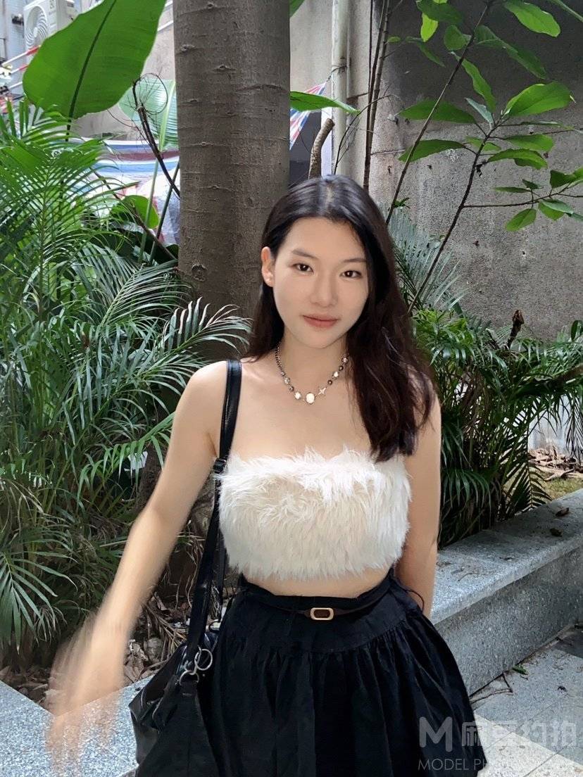 纪实模特