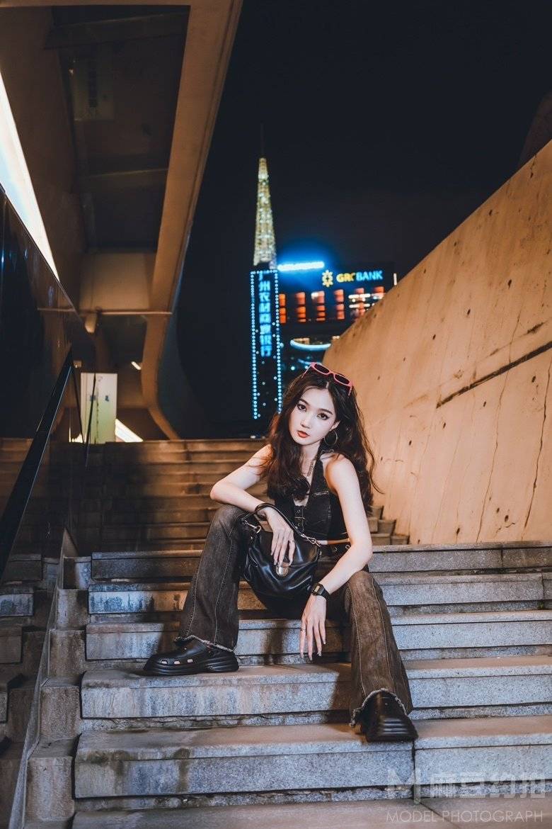 夜景模特