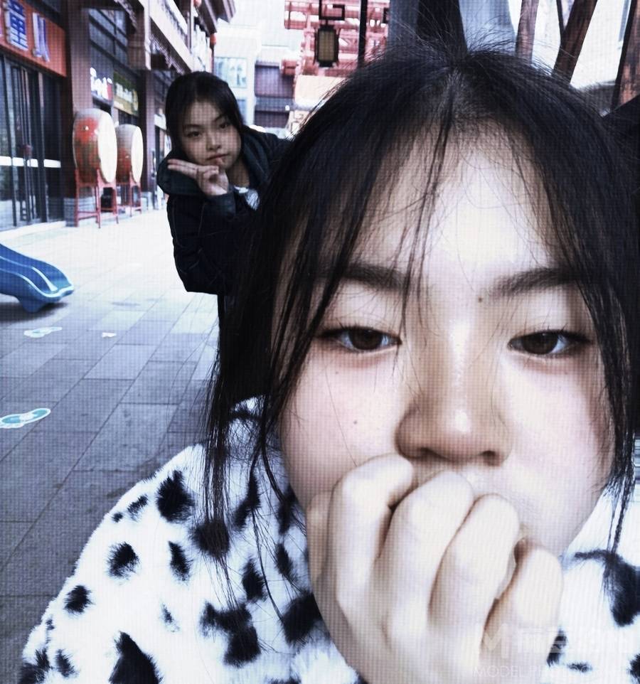少女模特
