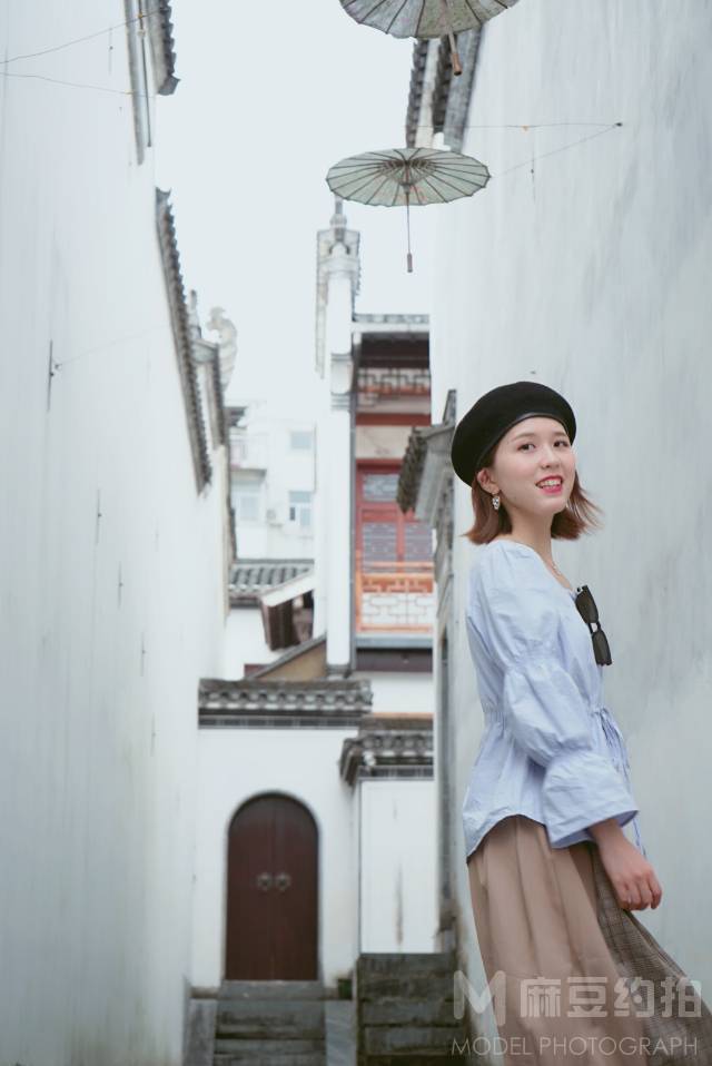 校园模特