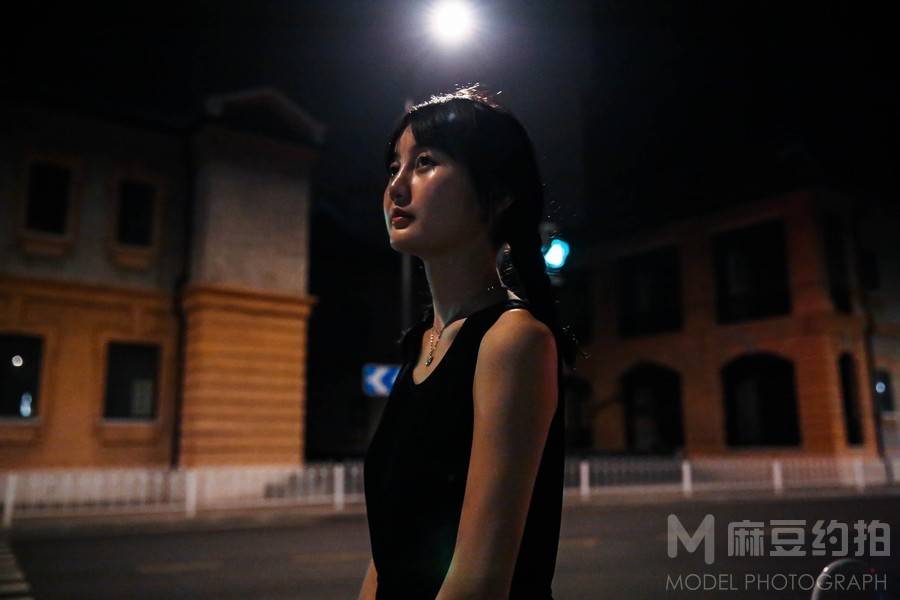夜景模特